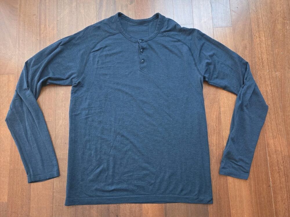 Lululemon Mens The Fundamental Longsleeve Cotton Henley Blue Size. L